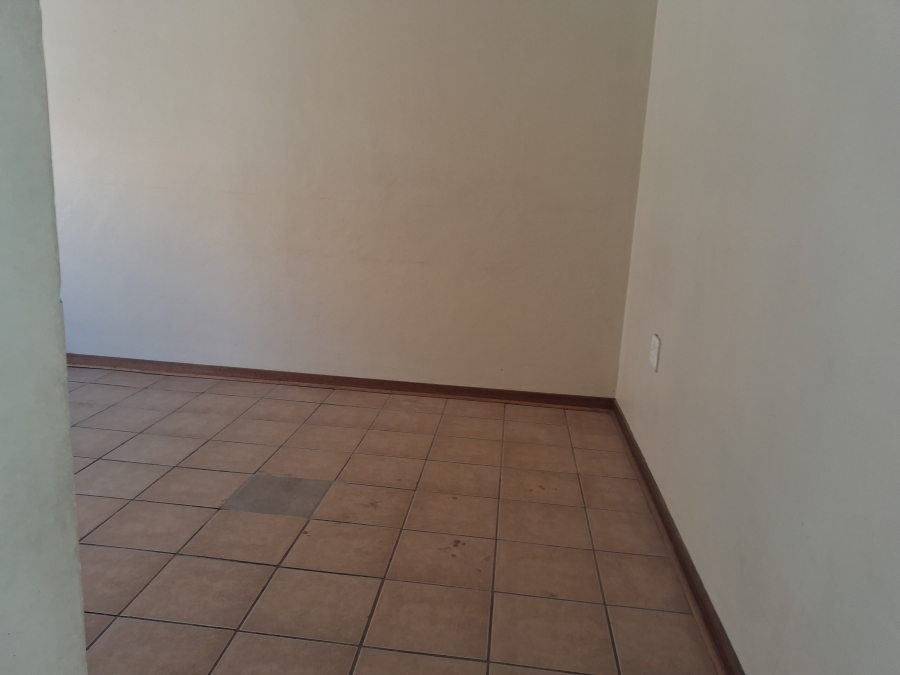 2 Bedroom Property for Sale in Potchefstroom North West